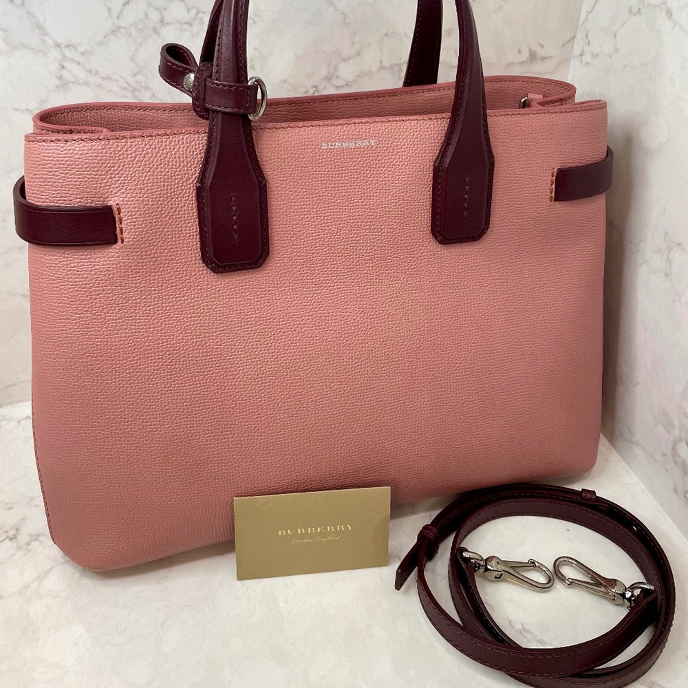 SOLD in a different platform:
BURBERRY Banner Check Pink Maroon Tote Bag